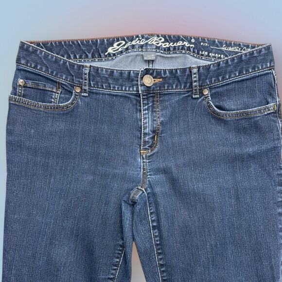 EDDIE BAUER Women’s 10 SLIGHTLY CURVY SKINNY Blue Jeans - Picture 1 of 4